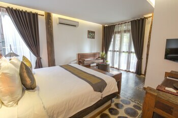 Java Wooden Villa By Aic