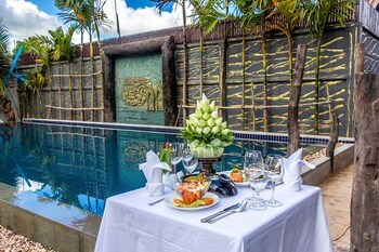 Java Wooden Villa By Aic