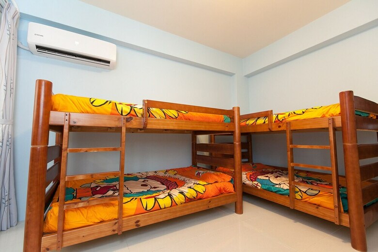 Albergue Wulas Dorm Backpackers