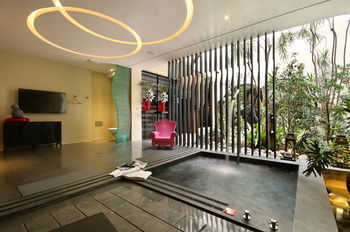 Mulan Motel Taichung