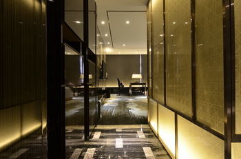 Puli Ease Hotel