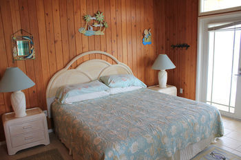 Villa Barefoot Beach