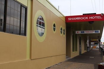 Shamrock Hotel Motel