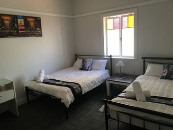 Amelia Budget Hotel