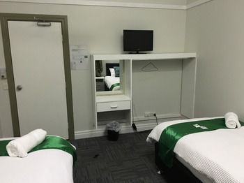 Amelia Budget Hotel