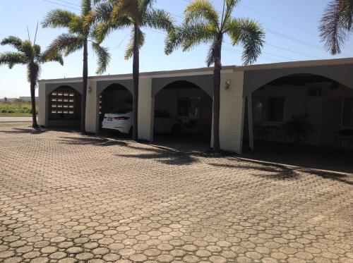 Ayr Max Motel