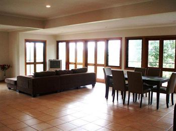 Hostal House Of Laurels