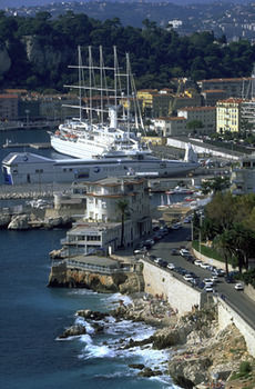 Hotelf1 Nice Villeneuve Loubet