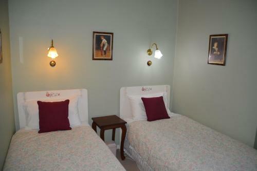 Apartments At York Mansions