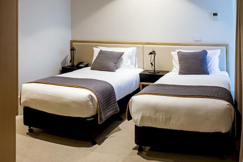 Brady Hotels