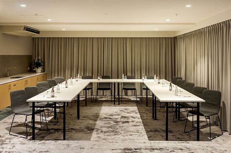 Brady Hotels