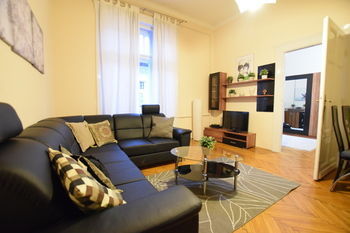 Hi5 Apartments - Central