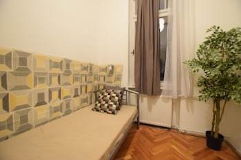Hi5 Apartments - Central
