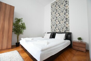 Hi5 Apartments - Central