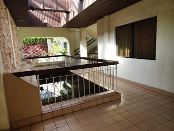 Summer Holiday Hotel