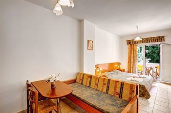 Aparthotel Artemis Apartments