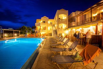 Aparthotel Artemis Apartments