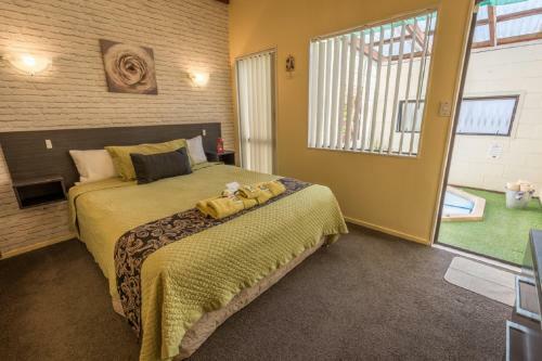 Motel Apex On Fenton