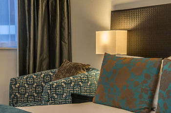 Gilmer Apartment Hotel