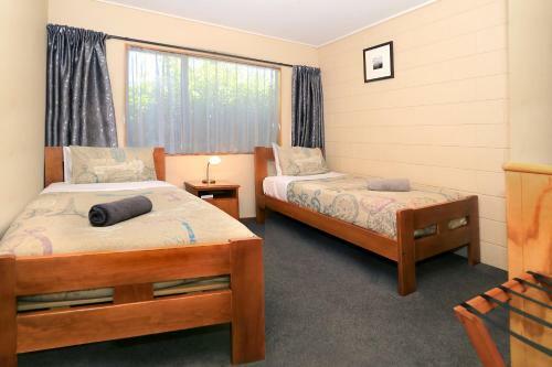 Queenstown Holiday Park & Motels Creeksyde