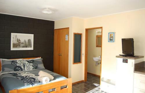 Queenstown Holiday Park & Motels Creeksyde