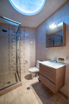 Villa Santorini Suite Home