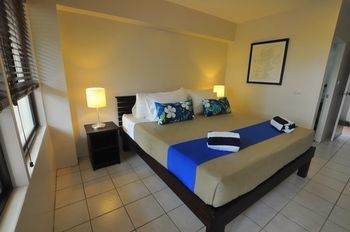 Oasis Palms Hotel