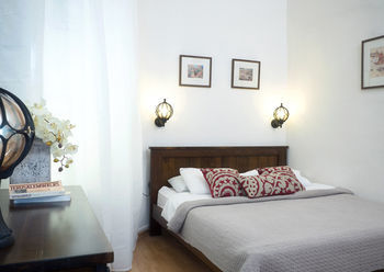 Bed & Breakfast Allenby 2