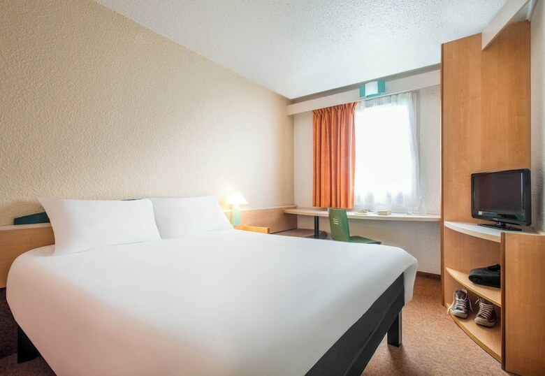 Hotel Ibis Niort Marais Poitevin