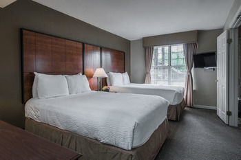 Hotel Cloverleaf Suites