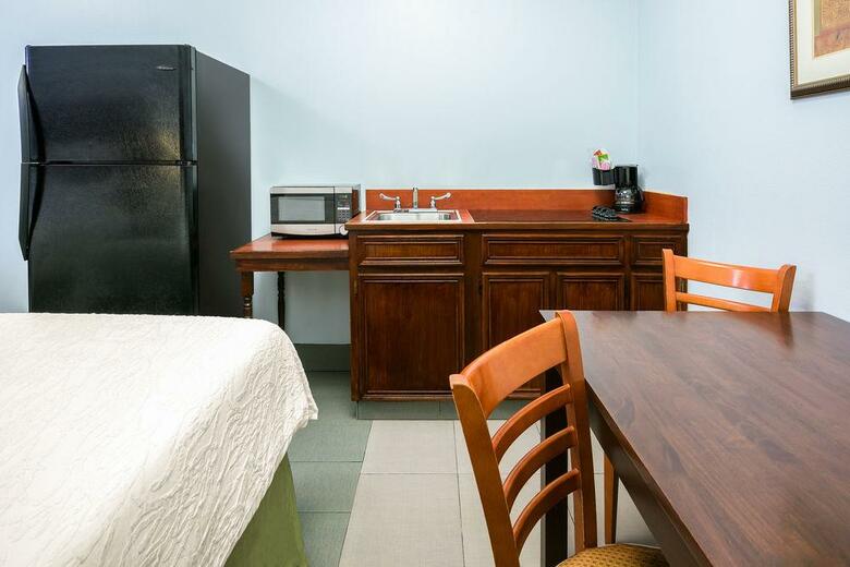 La Copa Inn Beach Hotel