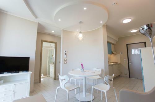Hostal Nero D'avorio Aparthotel