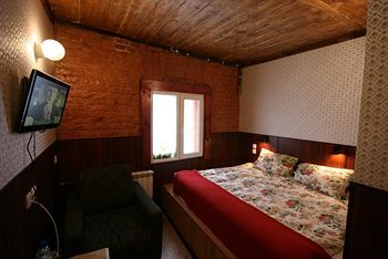 Albergue Basilica Hotel