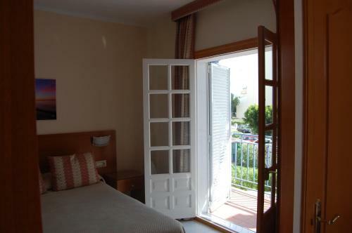 Hostal Marazul