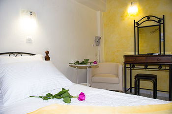 Aparthotel Villa Toula