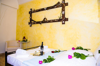 Aparthotel Villa Toula