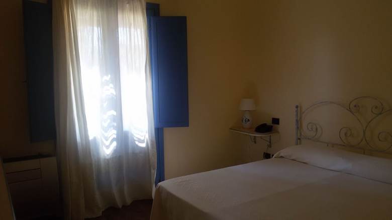 Hotel S'acqua Sassa Resort