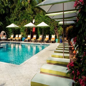 Apartamento Parrot Key Hotel & Resort