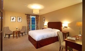 Hostal The Lambert Hotel