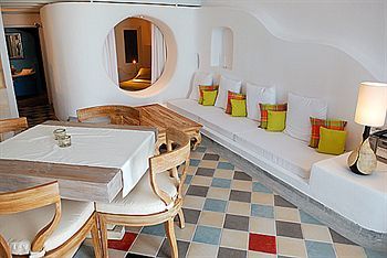 Hotel Ikastikies Suites