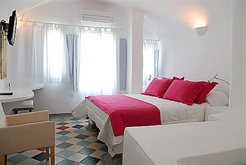 Hotel Ikastikies Suites