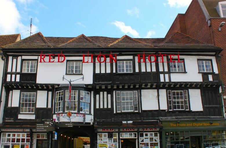 Hostal Brook Red Lion Hotel