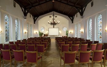 Genie�er Hotel Altes Gymnasium