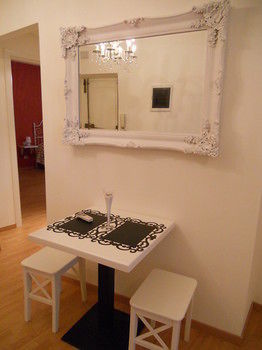 Bed And Breakfast Vieniaroma