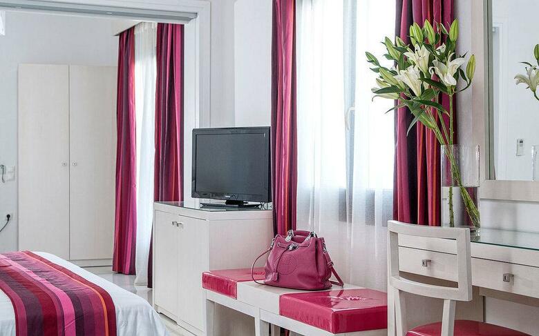 Hotel Grand Beach Mykonos