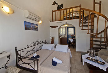 Nataly & Katrin Apartments