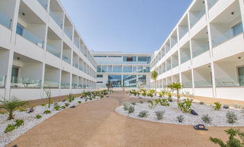 Aparthotel Nicholas Color Hotel