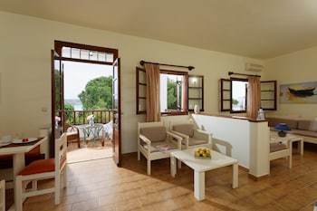 Apartamento Alianthos Suites
