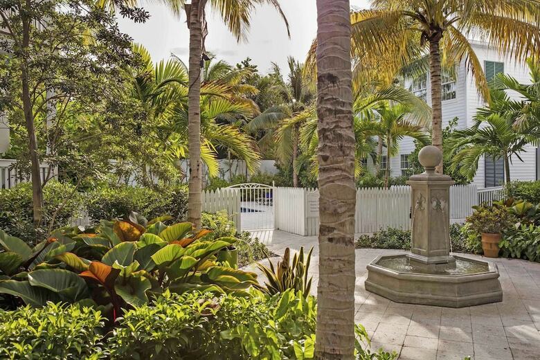 Apartamento Tranquility Bay Beachfront Hotel And Resort