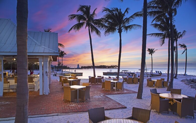 Apartamento Tranquility Bay Beachfront Hotel And Resort